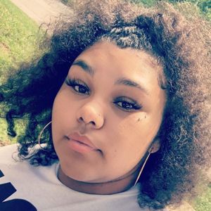 Meet your Posher, Alexus